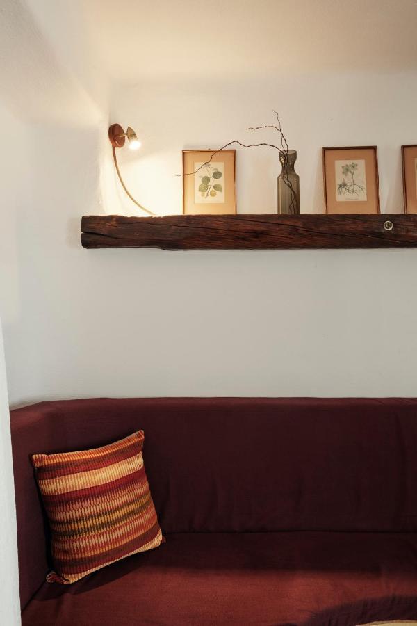 Upstairs - Skylight Apartment เลชเช ภายนอก รูปภาพ