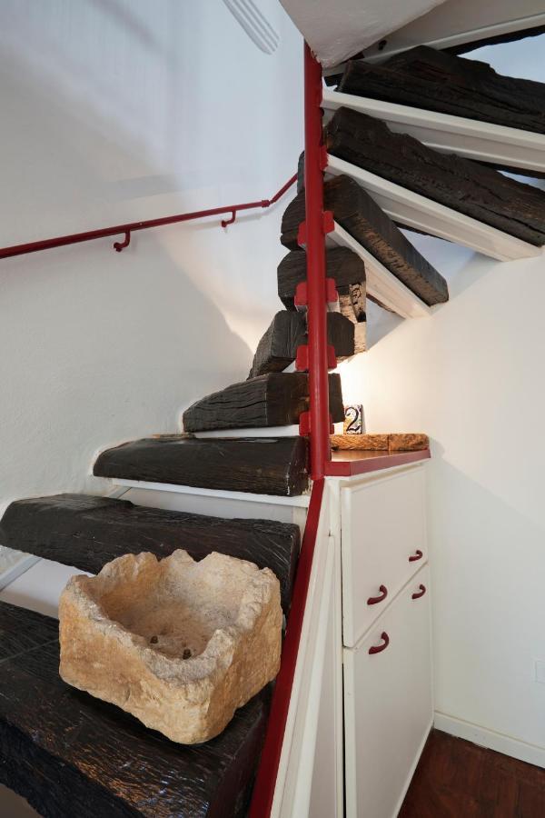 Upstairs - Skylight Apartment เลชเช ภายนอก รูปภาพ