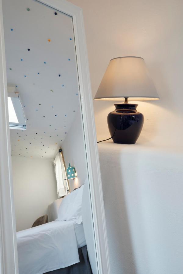 Upstairs - Skylight Apartment เลชเช ภายนอก รูปภาพ